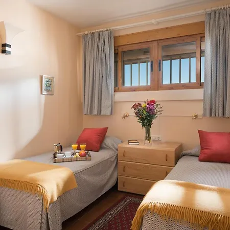 Apartment Piramides